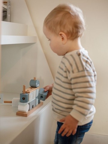 Label label stacking blocks house blue