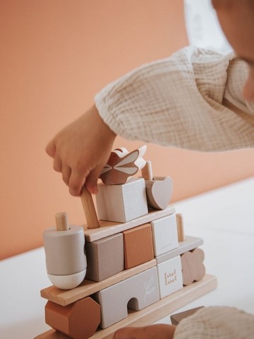 Label label stacking blocks nougat 2